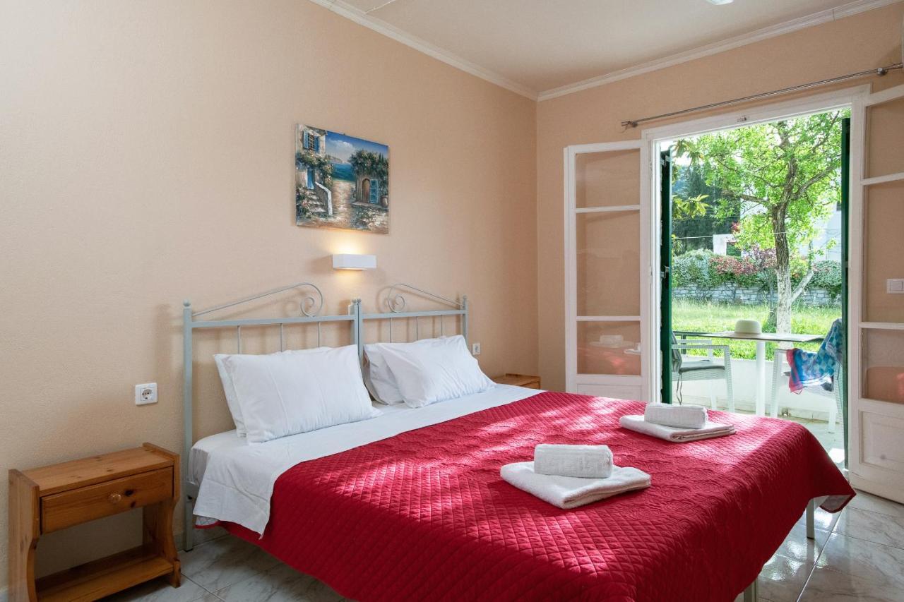 Damaskis Kassiopi Studios Buitenkant foto