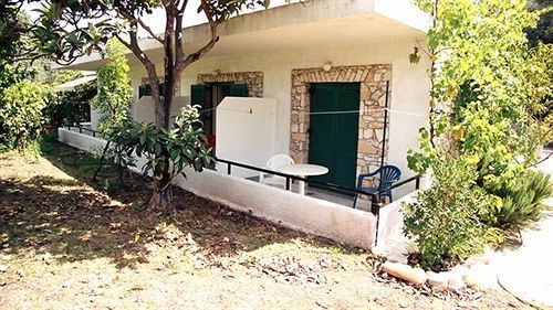 Damaskis Kassiopi Studios Buitenkant foto
